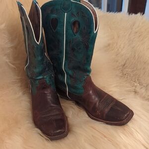 Twisted X Turquoise&Brown Heeled Boots with Square Toe and Decorative Stitching